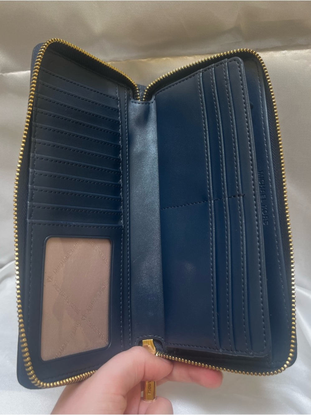 Michael Kors Navy Large Jet Set Continental Travel Wallet - Picture 10 of 15